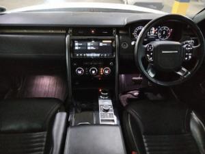 Land Rover Discovery HSE Td6 - Image 9