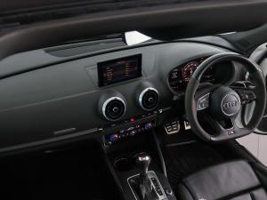 Audi RS3 RS3 sedan quattro - Image 16