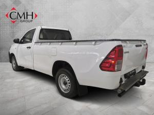 Toyota Hilux 2.0 (aircon) - Image 3