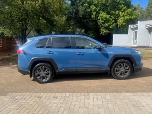 Toyota RAV4 2.5 Hybrid GX-R E-Four - Image 5