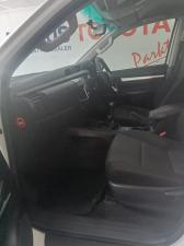Toyota Hilux 2.4GD-6 double cab 4x4 Raider manual - Image 9