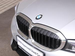 BMW 3 Series 318i Sport Line - Image 6
