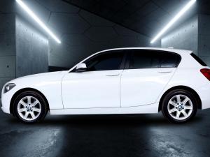 BMW 1 Series 118i 5-door - Image 5