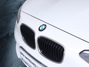 BMW 1 Series 118i 5-door - Image 9