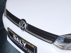 Volkswagen Polo hatch 1.2TSI Highline - Image 17