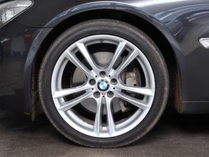 BMW 7 Series 730d M Sport - Image 12