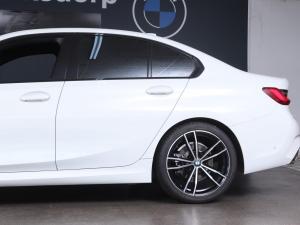 BMW 3 Series 320i M Sport - Image 16