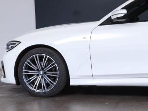 BMW 3 Series 318i M Sport - Image 17