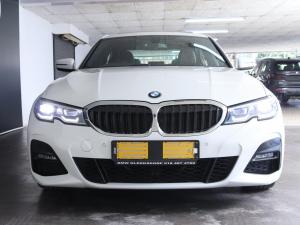 BMW 3 Series 318i M Sport - Image 18