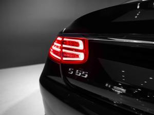 Mercedes-Benz S-Class S65 AMG coupe - Image 18