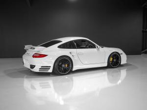 Porsche 911 turbo S - Image 2