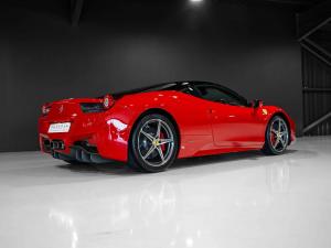 Ferrari 458 Italia - Image 11