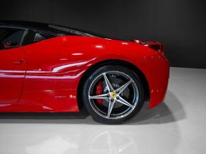 Ferrari 458 Italia - Image 19