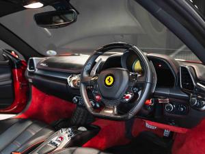 Ferrari 458 Italia - Image 5