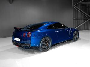 Nissan GT-R Premium Edition - Image 18