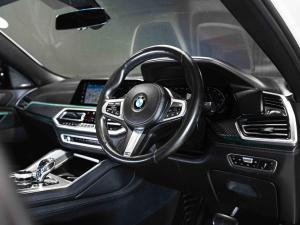 BMW X6 M50i - Image 5