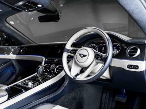 Bentley Continental GT W12 Mulliner coupe - Image 7