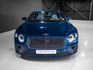 Bentley Continental GT W12 Mulliner coupe - Image 20
