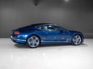 Bentley Continental GT W12 Mulliner coupe - Image 3