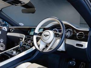 Bentley Continental GT W12 Mulliner coupe - Image 6