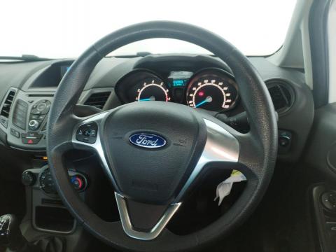 Image Ford Fiesta 5-door 1.4 Ambiente
