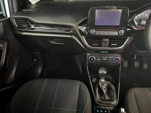 Ford Fiesta 5-door 1.0T Trend - Image 6