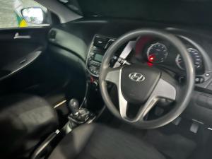 Hyundai Accent 1.6 GL - Image 4