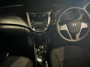 Hyundai Accent 1.6 GL - Image 6