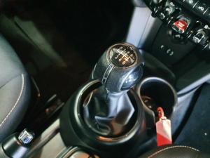 MINI Hatch Cooper Hatch 3-door - Image 12