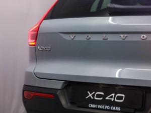Volvo XC40 B3 Essential - Image 10