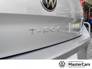 Volkswagen T-Roc 2.0TSI 140kW 4Motion R-Line - Image 9