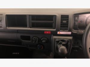 Toyota Hiace 2.5D-4D Ses-fikile 16-seater - Image 19