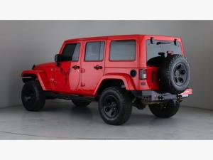 Jeep Wrangler Unlimited 3.6L Sahara - Image 11