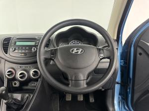 Hyundai i10 1.1 GLS/MOTION - Image 7