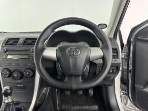Toyota Corolla 1.6 Professional - Image 9