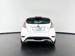 Ford Fiesta ST 1.6 Ecoboost Gdti - Image 5