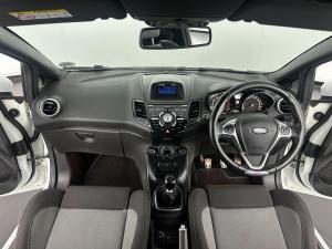 Ford Fiesta ST 1.6 Ecoboost Gdti - Image 7