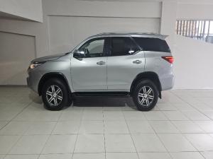 Toyota Fortuner 2.4GD-6 4X4 automatic - Image 4