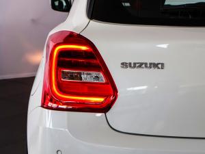 Suzuki Swift 1.2 GLX - Image 9