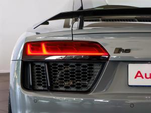 Audi R8 coupe V10 plus quattro - Image 21