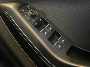 Ford Puma 1.0T Ecoboost Titanium automatic - Image 17
