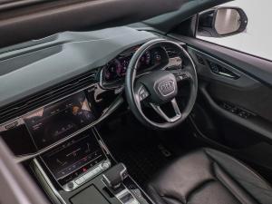 Audi Q8 45TDI quattro - Image 11