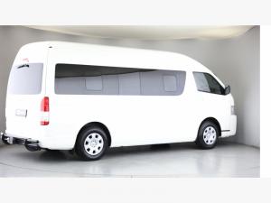 Toyota Hiace 2.5D-4D bus 14-seater GL - Image 2