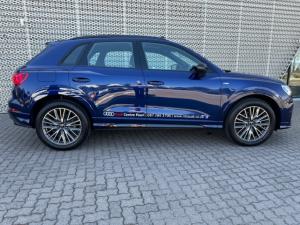 Audi Q3 35 Tfsi Stronic Black Edition - Image 5
