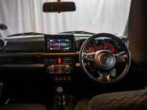 Suzuki Jimny 1.5 GLX AllGrip 3-door manual - Image 6