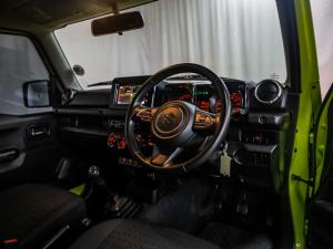 Suzuki Jimny 1.5 GLX AllGrip 3-door manual - Image 8