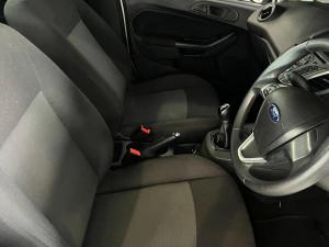 Ford Fiesta 5-door 1.4 Ambiente - Image 4