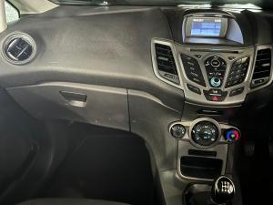 Ford Fiesta 5-door 1.4 Ambiente - Image 7