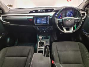 Toyota Hilux 2.8GD-6 double cab Raider auto - Image 6