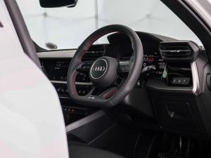 Audi S3 Sportback quattro - Image 8